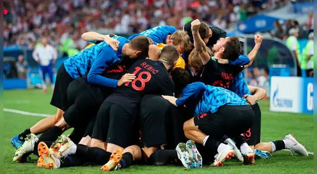 Croacia venció por penales a Rusia y pasó a la semifinal. Croacia venció por penales a Rusia y pasó a la semifinal.