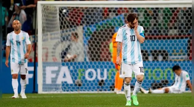 Lionel Messi fue duramente criticado por Mario Alberto Kempes. Lionel Messi fue duramente criticado por Mario Alberto Kempes.