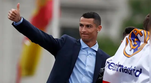 Cristiano Ronaldo jugará cuatro temporadas en la Juventus. Cristiano Ronaldo jugará cuatro temporadas en la Juventus.