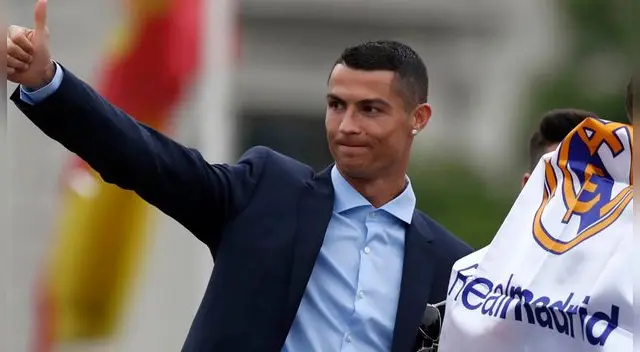 Cristiano Ronaldo le pidió a la entidad 'bianconera' que sea presentado como cualquier otro jugador y no con una mega presentación. Cristiano Ronaldo le pidió a la entidad 'bianconera' que sea presentado como cualquier otro jugador y no con una mega presentación.