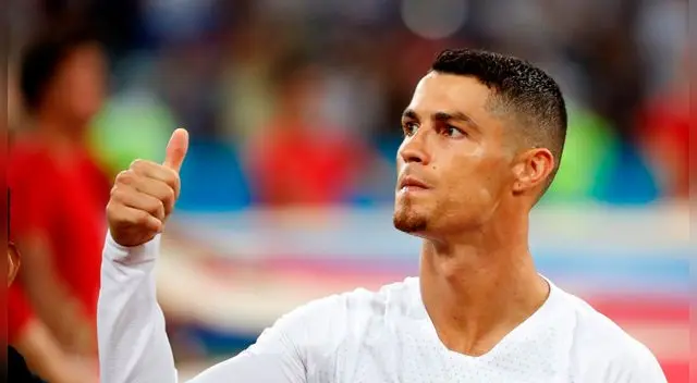 El cuadro turinés presentará a Cristiano Ronaldo este lunes 16 de julio (11:30 a.m/hora peruana) en el 'Allianz Stadium' de Turín. El cuadro turinés presentará a Cristiano Ronaldo este lunes 16 de julio (11:30 a.m/hora peruana) en el 'Allianz Stadium' de Turín.