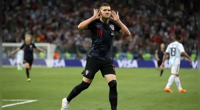 Ante Rebić podría llegar al Old Trafford este verano. Ante Rebić podría llegar al Old Trafford este verano.