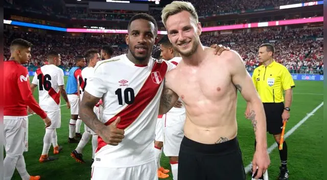 Ivan Rakitić compartió camerinos con Jefferson Farfán en el Schalke 04. | Foto: EFE Ivan Rakitić compartió camerinos con Jefferson Farfán en el Schalke 04. | Foto: EFE