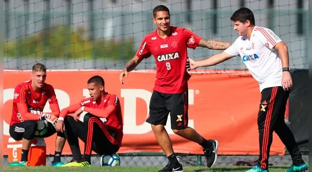 El víonculo contractual vence este 10 de agosto, y hasta el momento el Flamengo no ha mostrado algún interés por seguir contando con el peruano. El víonculo contractual vence este 10 de agosto, y hasta el momento el Flamengo no ha mostrado algún interés por seguir contando con el peruano.