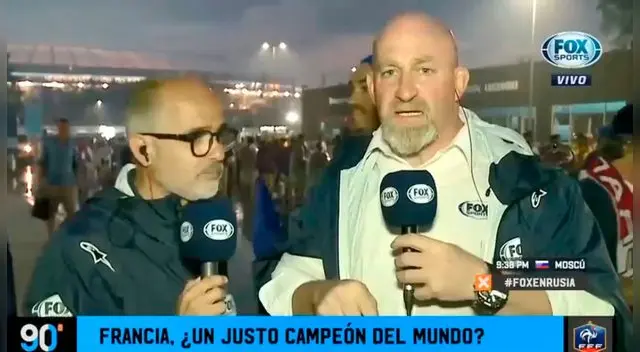 Periodista de Fox Sports se enfrenta con hinchas tras la final de Rusia 2018. Periodista de Fox Sports se enfrenta con hinchas tras la final de Rusia 2018.