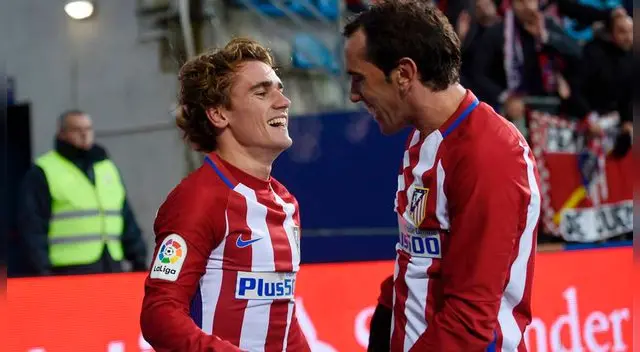 Diego Godín y Antoine Griezmann celebrando un gol del Atlético. Diego Godín y Antoine Griezmann celebrando un gol del Atlético.