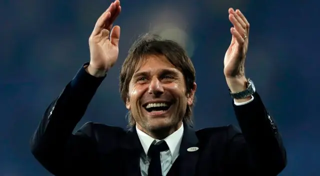 Antonio Conte consiguió una Premier League y una FA Cup en dos temporadas con el Chelsea.
