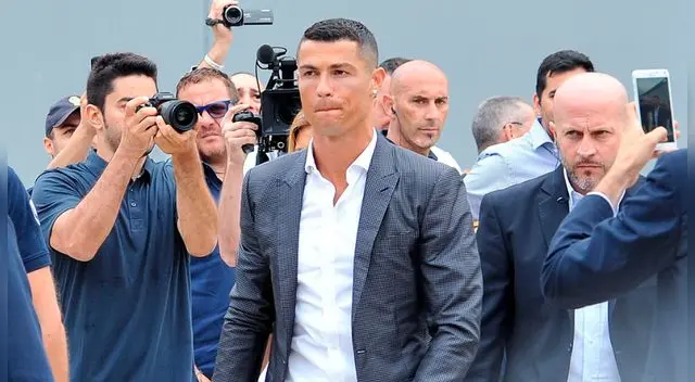 Cristiano Ronaldo a su arribo a Turín. Cristiano Ronaldo a su arribo a Turín.