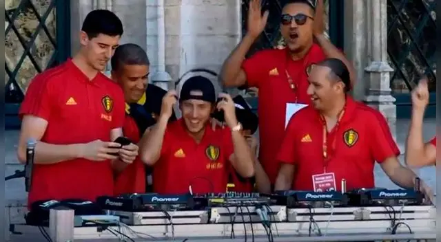 El show de Eden Hazard en las celebraciones de Bélgica. El show de Eden Hazard en las celebraciones de Bélgica.