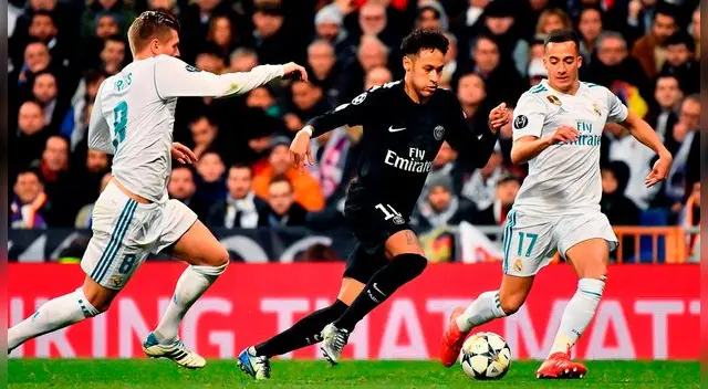 Neymar, durante un Real Madrid-PSG en el Santiago Bernabéu.