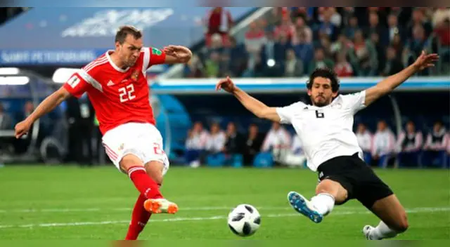Artem Dzyuba (RUS), gol contra Egipto. Artem Dzyuba (RUS), gol contra Egipto.