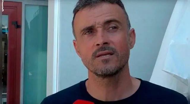 Luis Enrique vive su primer día como seleccionador de España. Captura: YouTube Selección de España