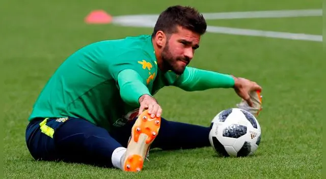 Alisson Becker se convertirá en las próximas horas en el nuevo portero del Liverpool. Foto: EFE Alisson Becker se convertirá en las próximas horas en el nuevo portero del Liverpool. Foto: EFE