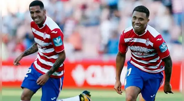 Darwin Machís y Sergio Peña celebrando un gol con el Granada de España. | Foto: 