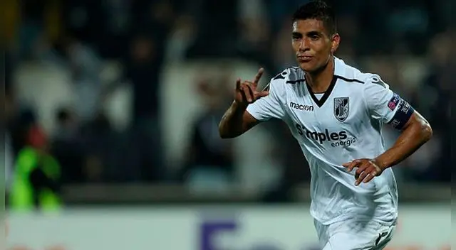 Paolo Hurtado jugó 25 partidos y anotó 11 goles en la última temporada en el Vitoria Guimaraes. 