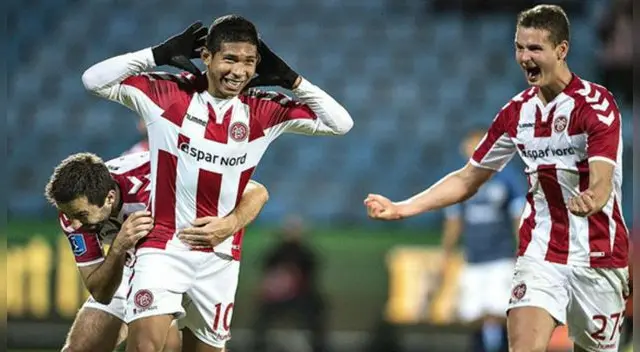 "Edison Flores tiene ofertas de muchos clubes", confirma director deportivo del Aalborg "Edison Flores tiene ofertas de muchos clubes", confirma director deportivo del Aalborg