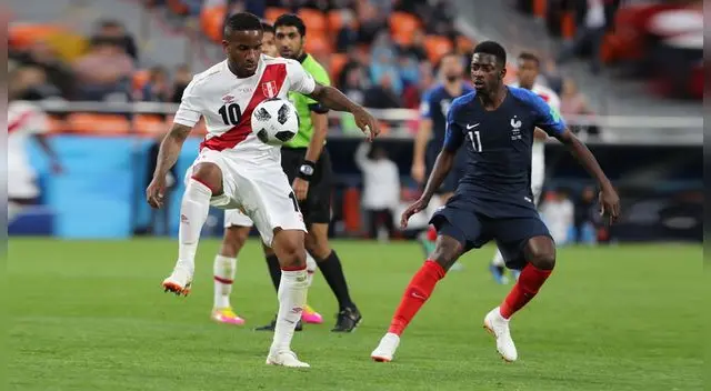 Jefferson Farfán jugó con Perú los tres partidos de la fase de grupos del Mundial. 
