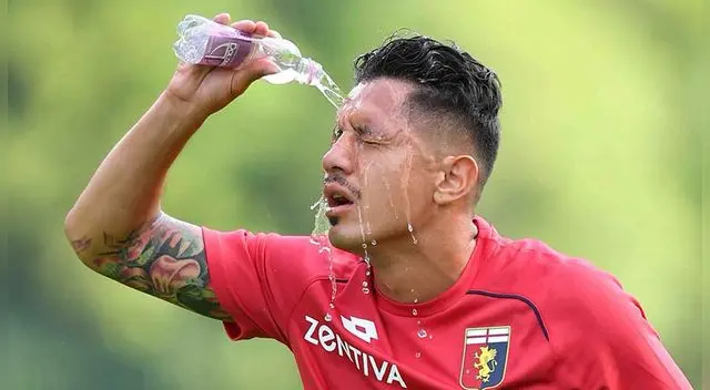 Gianluca Lapadula en los entrenamientos de Genoa. 
