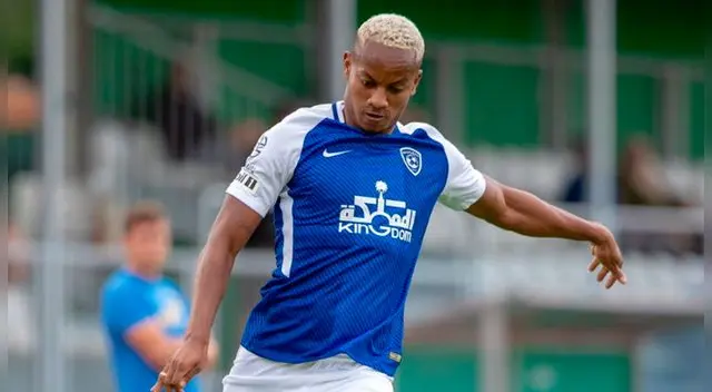 André Carrillo fue titular en derrota de Al-Hilal (2-0) ante Düsseldorf André Carrillo fue titular en derrota de Al-Hilal (2-0) ante Düsseldorf