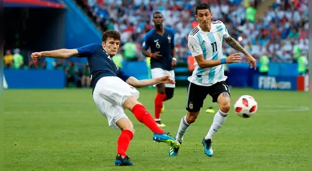 Benjamin Pavard le pegó volea, marcando así el gol más bonito del Mundial. Benjamin Pavard le pegó volea, marcando así el gol más bonito del Mundial.