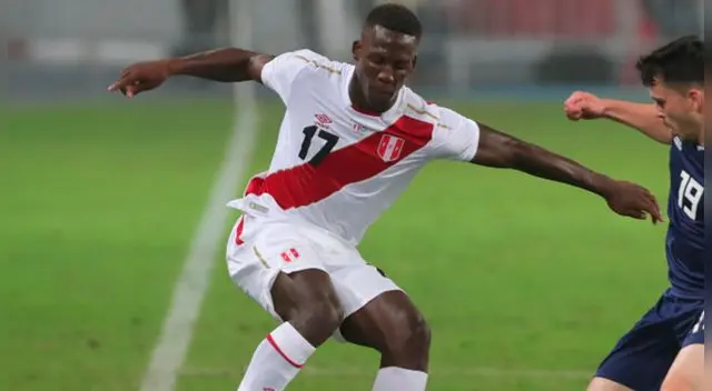 Hinchada de Flamengo pide fichaje de Luis Advíncula Hinchada de Flamengo pide fichaje de Luis Advíncula
