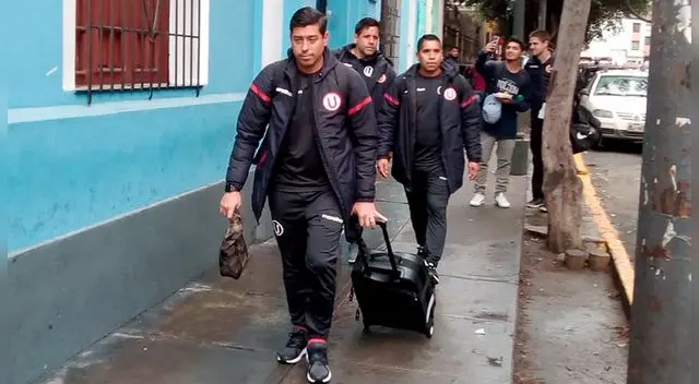 Universitario de Deportes: fuentes cercanas al equipo niegan responsabilidad por incidente del bus Universitario de Deportes: fuentes cercanas al equipo niegan responsabilidad por incidente del bus