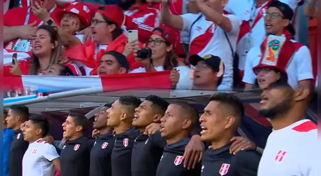 Tuvieron que pasar 36 para se escuche el Himno Nacional en una Copa del Mundo. Tuvieron que pasar 36 para se escuche el Himno Nacional en una Copa del Mundo.