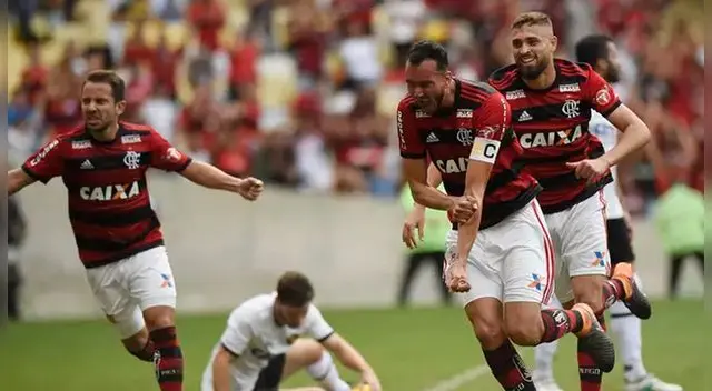 Flamengo venció 4-1 a Sport Recife con Paolo Guerrero por el Brasileirao Flamengo venció 4-1 a Sport Recife con Paolo Guerrero por el Brasileirao