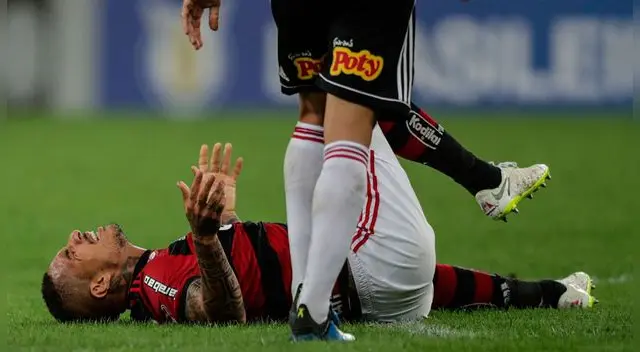 Delantero peruano no fue titular este último domingo cuando su club recibió al Sport Recife. Delantero peruano no fue titular este último domingo cuando su club recibió al Sport Recife.