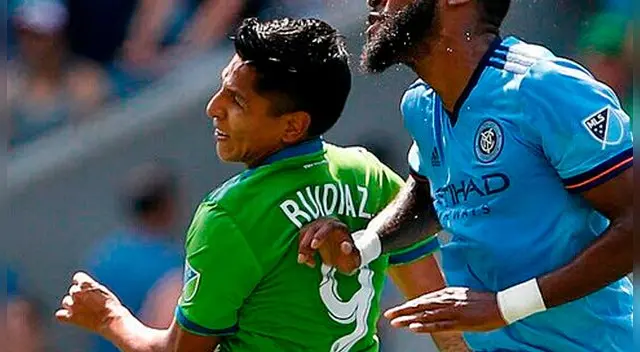 Raúl Ruidíaz salió lesionado en partido de Seatle Sounder ante New York City