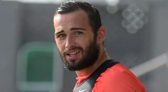 Barcelona: Aleix Vidal cerca de volver a Sevilla 