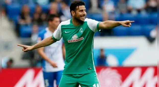 Claudio Pizarro asegura que es posible que sea su última temporada como profesional. Foto: EFE