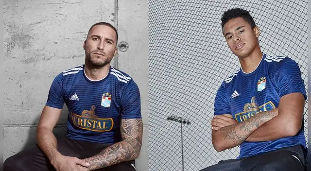 Sporting Cristal presentó camiseta alterna de la temporada 2018-2019 Sporting Cristal presentó camiseta alterna de la temporada 2018-2019