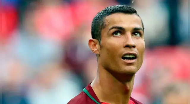 Conoce la lujosa mansión del portugués en Turín. Foto: EFE Conoce la lujosa mansión del portugués en Turín. Foto: EFE