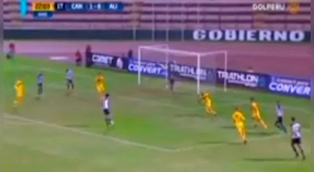Alianza Lima encontró la paridad parcial ante Academia Cantolao gracias a un soberbio gol de Óscar Vílchez. Alianza Lima encontró la paridad parcial ante Academia Cantolao gracias a un soberbio gol de Óscar Vílchez.