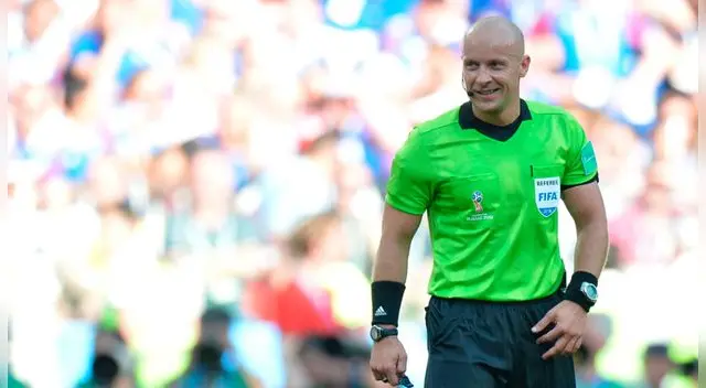 Fue cuarto árbitro en la Supercopa de la UEFA de 2016 en Trondheim, cuando el Real Madrid superó al Sevilla.