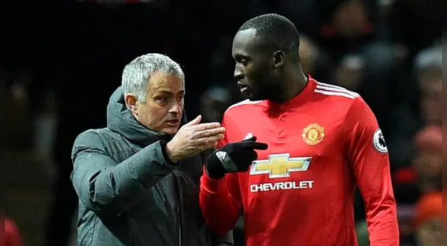 Manchester United: Romelu Lukaku desvela que José Mourinho le envía bromas y videos divertidos. Manchester United: Romelu Lukaku desvela que José Mourinho le envía bromas y videos divertidos.