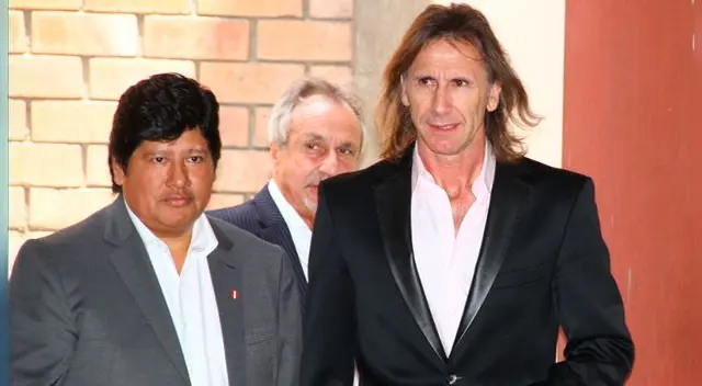 Edwin Oviedo y Ricardo Gareca, antes de su presentación como DT de la Selección Peruana.