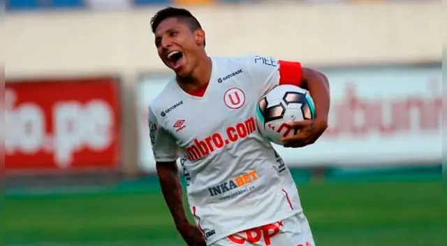 Universitario vs Sporting Cristal: Raúl Ruidíaz realizó fotografía con banderola de 'Lolo' Fernández desde la MLS │ FOTO Universitario vs Sporting Cristal: Raúl Ruidíaz realizó fotografía con banderola de 'Lolo' Fernández desde la MLS │ FOTO