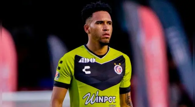 Pedro Gallese, durante un partido del Veracruz.