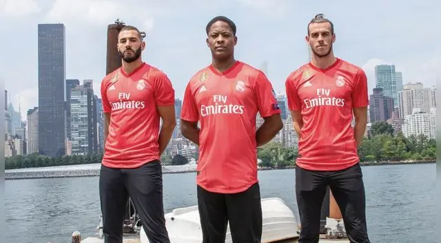 FIFA 19: Alex Hunter posa con Karim Benzema y Gareth Bale [FOTO]
