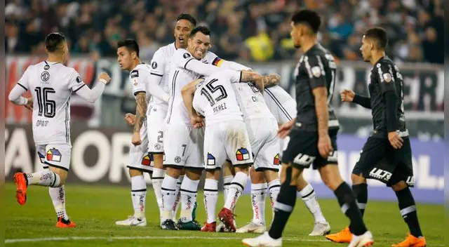 Colo Colo venció 1-0 a Corinthians por la ida de los octavos de final de la Copa Libertadores Colo Colo venció 1-0 a Corinthians por la ida de los octavos de final de la Copa Libertadores