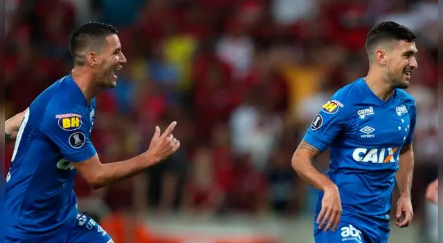 Cruzeiro derrotó 2-0 a Flamengo en la ida de octavos de final de la Copa Libertadores Cruzeiro derrotó 2-0 a Flamengo en la ida de octavos de final de la Copa Libertadores