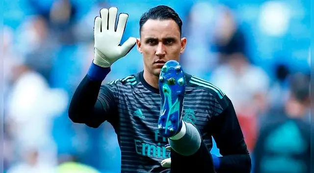 Keylor Navas, durante el calentamiento antes de un partido del Real Madrid. Keylor Navas, durante el calentamiento antes de un partido del Real Madrid.