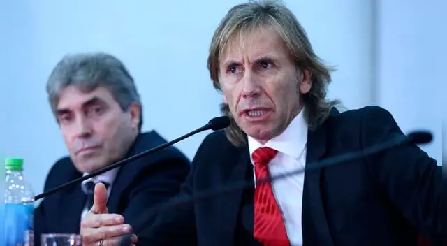 Ricardo Gareca confirmó que Juan Carlos Oblitas fue clave para renovar con la Selección Peruana | VIDEO Ricardo Gareca confirmó que Juan Carlos Oblitas fue clave para renovar con la Selección Peruana | VIDEO