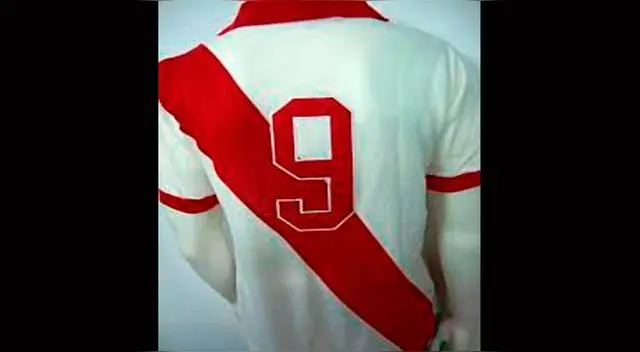 Paolo Guerrero: Inter de Porto Alegre plantea relanzar camiseta de 1954 parecido a Perú │ FOTOS Paolo Guerrero: Inter de Porto Alegre plantea relanzar camiseta de 1954 parecido a Perú │ FOTOS