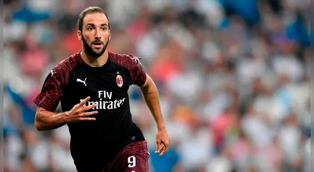Gonzalo Higuaín tendrá que aguardar una semana más su estreno oficial. 