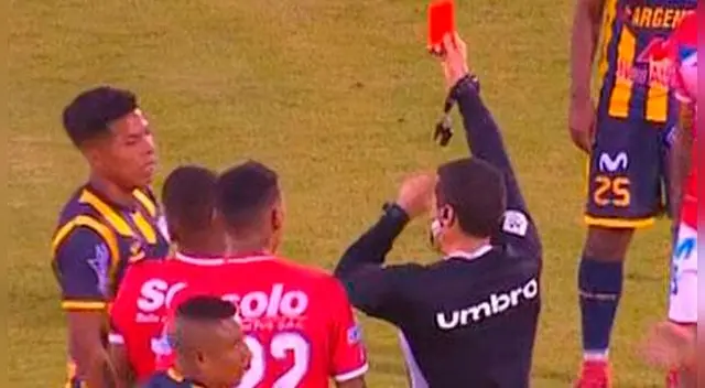 Sport Rosario vs Unión Comercio: Erick Rossi cometió criminal patada a Preciado en Torneo Apertura Sport Rosario vs Unión Comercio: Erick Rossi cometió criminal patada a Preciado en Torneo Apertura