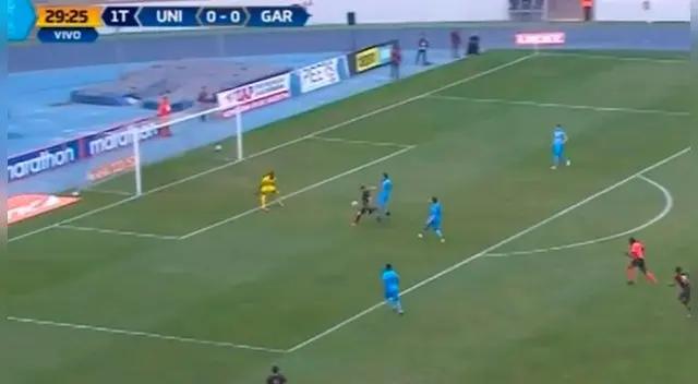 En el Universitario vs Real Garcilaso, Daniel Chávez y el increíble gol perdido frente al arco por el Torneo Apertura 2018.