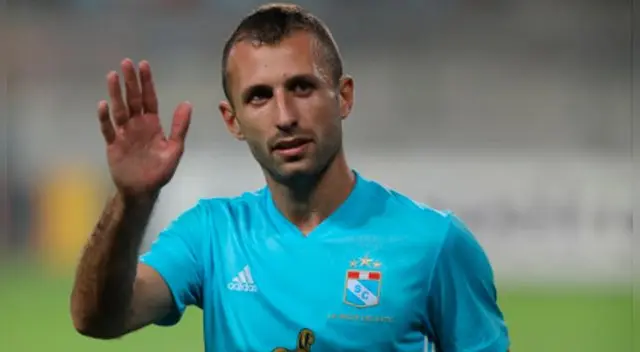 Horacio Calcaterra, durante un partido de Sporting Cristal. Horacio Calcaterra, durante un partido de Sporting Cristal.